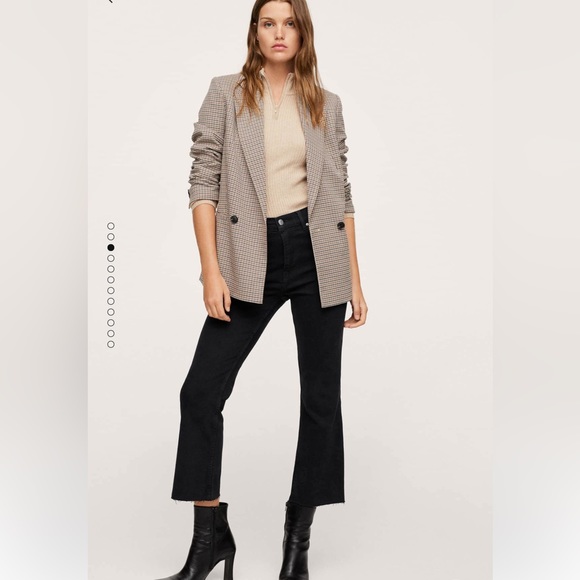 NWOT—Never worn Boot cut cropped jeans with slight flare-Mango - Picture 1 of 7
